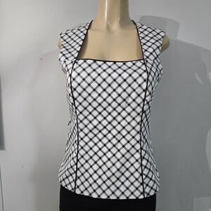 White House Black Market Geometric Sleeveless Top